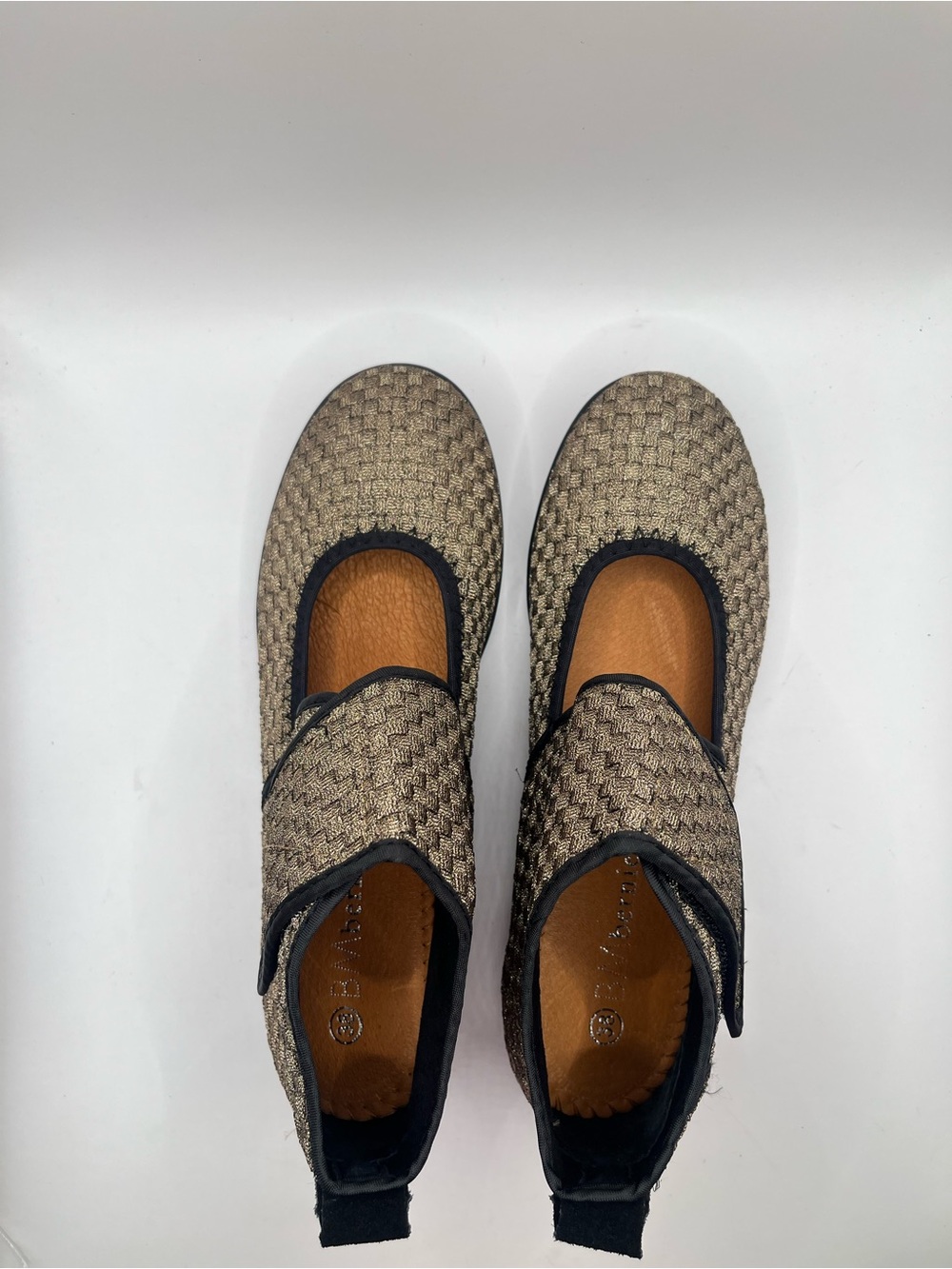 bernie mev. New Women's 38 or US 7.5 Woven Mary Jane Flats - Picture 4 of 7